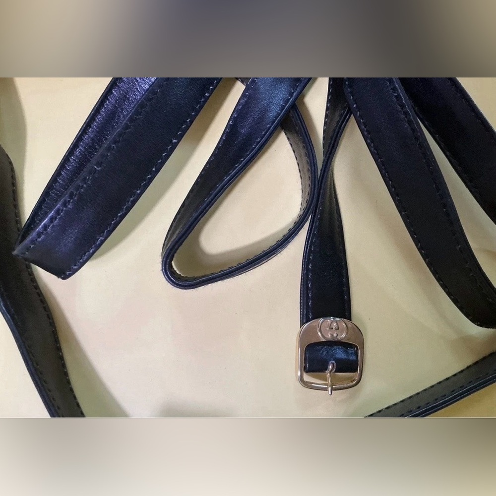 Vintage Gucci Black Leather Chain Shoulder Bag GG Logo Authenticated Classic - Picture 5 of 11